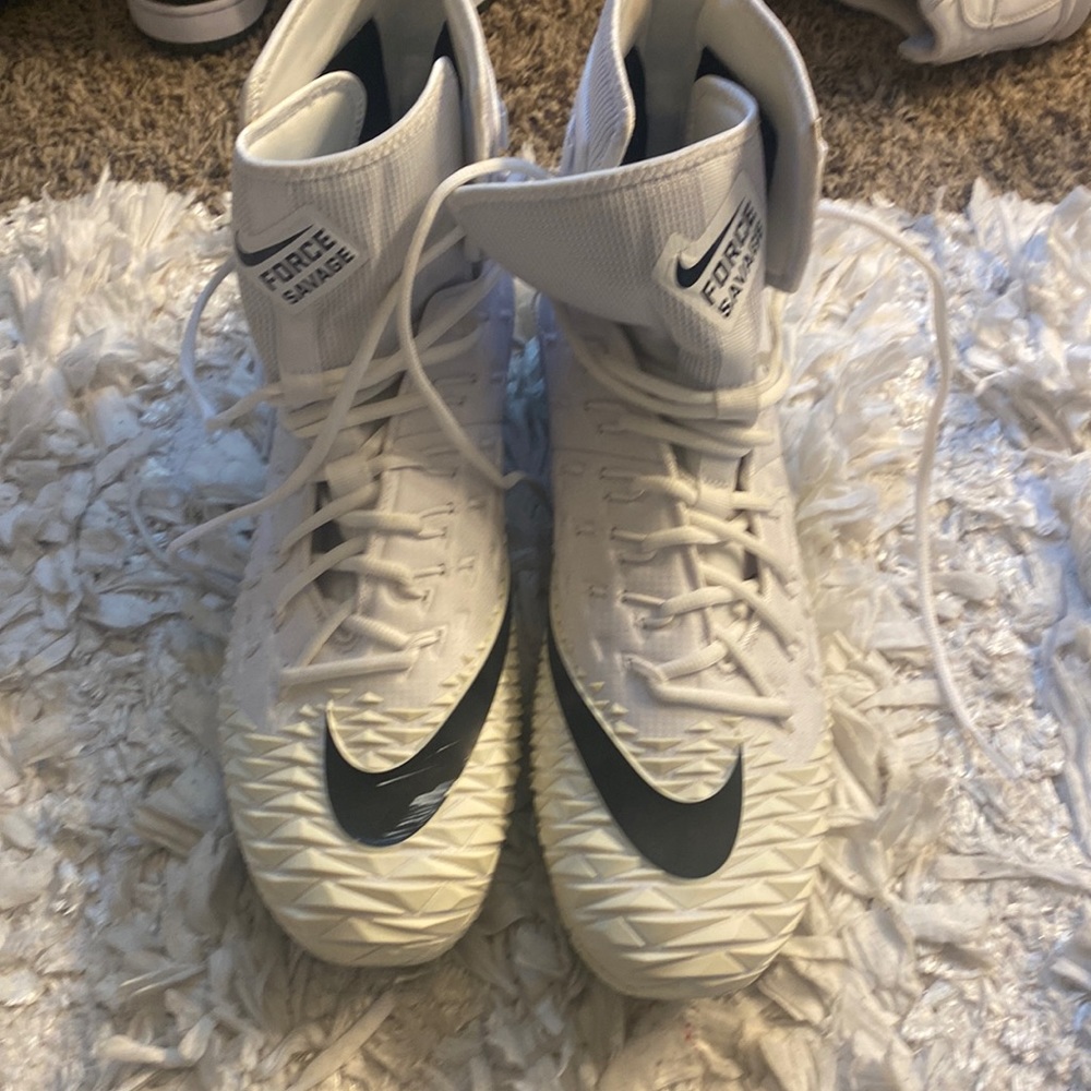 Nike Mens Zoom Force Savage Football Cleats